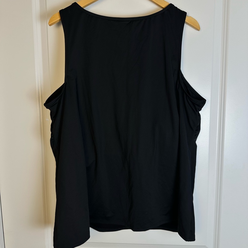 Black Sleeveless Tankini swim top with built in bra - Picture 4 of 4